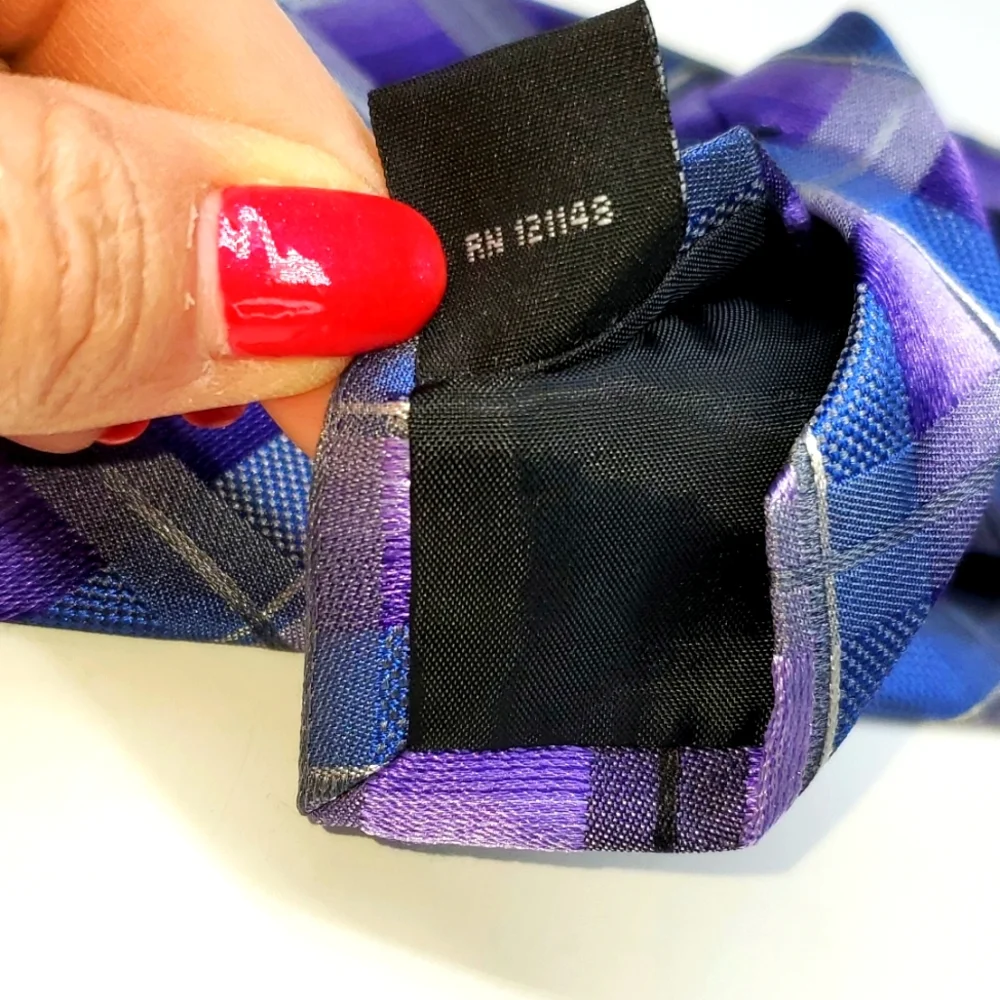 VAN HUESEN Purple Blue Diagonal Line Silk Tie EUC